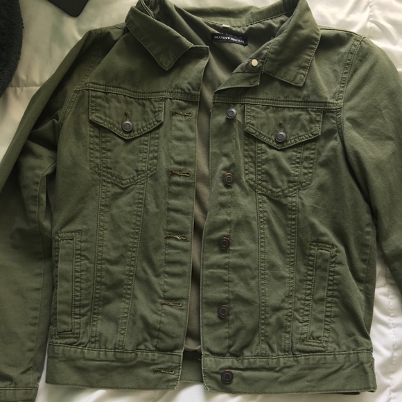 Army green jacket - Picture 2 of 3